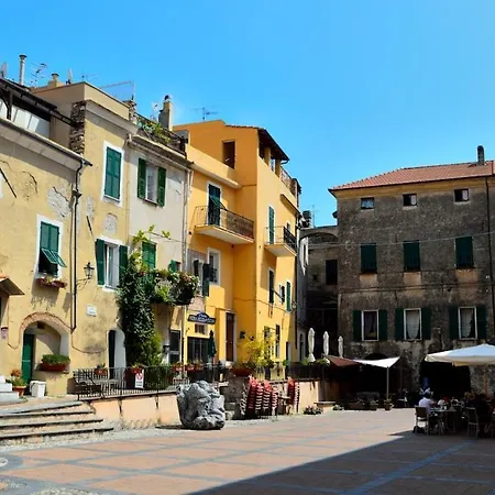 Entspannte An Der Ligurischen Kueste